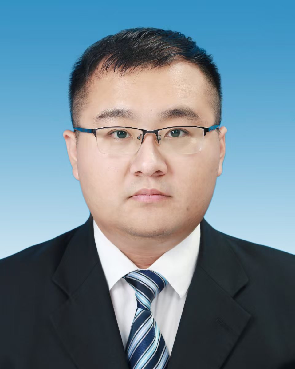 张震书记.jpg